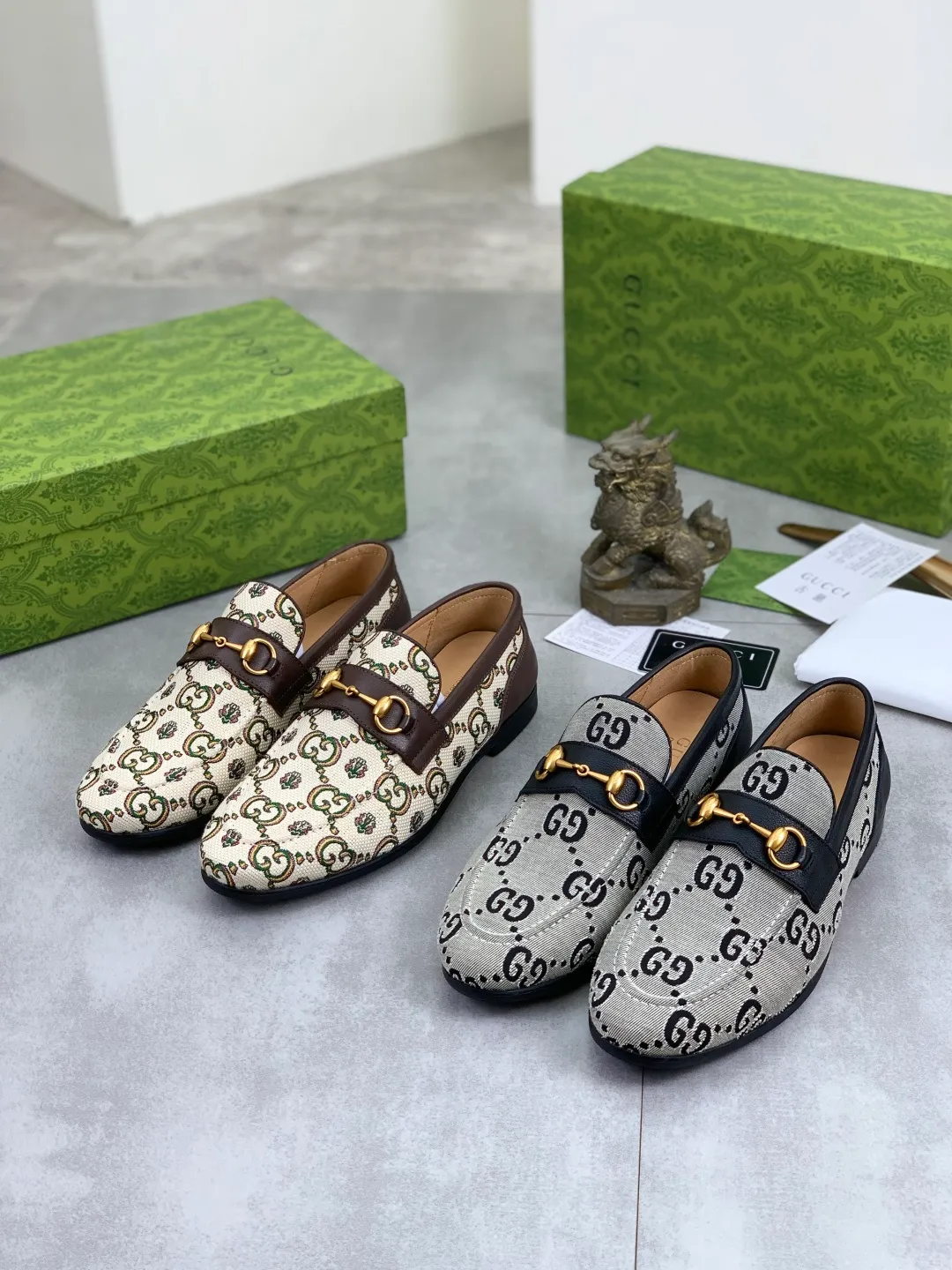 Men's Men's Shoes💰P580💰【New Style】Water-dyed Niuli Gucci's most popular selection of lazy slip-on leather shoes (Gucci) official website latest Gucci lazy leather shoes, hot style 💥 simple and elegant style, exclusive for trendy men. Unique official website latest brand original double G embossing Elements 👑 Original Gucci decoration, fashionable and elegant, fabric original calfskin ✅ fully imported first-layer cowhide lining, official website designated wear-resistant, rubber business outsole, classic model taken at the counter in real life 🎬38-44 black brown optional
